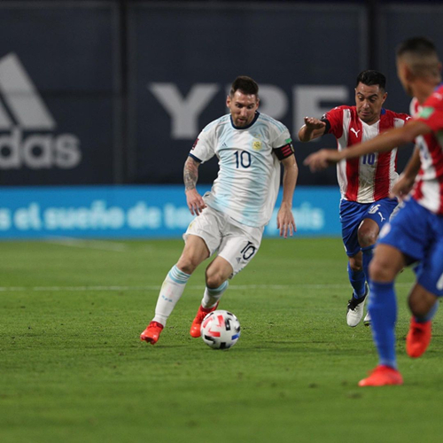 مباراةالبرازيلوالارجنتيناليومبثمباشريلاشوتمواجهةأسطوريةبينقطبيأمريكاالجنوبية