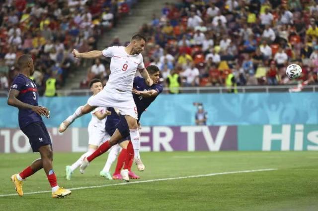 نتائج دوري أبطال أوروبا اليوم الثلاثاءمفاجآت وأهداف مثيرة نتائج دوري أبطال أوروبا اليوم الثلاثاءمفاجآت وأهداف مثيرة