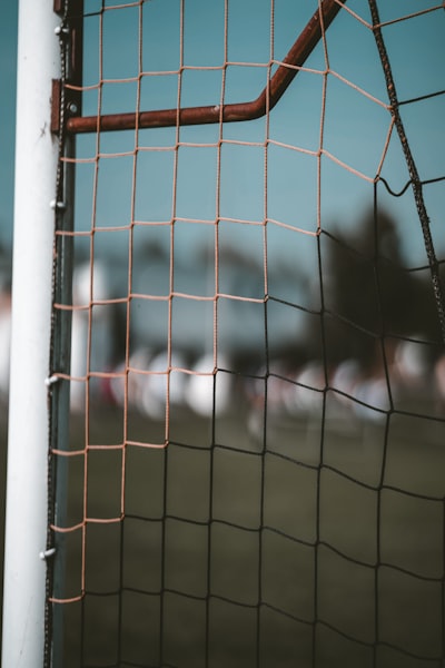 ليفربول ضد توتنهام اليوممواجهة نارية في الدوري الإنجليزي الممتاز